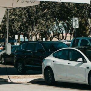 The Future of EV Charging Technology: Improving Convenience and Efficiency