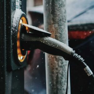 How to Drive an EV in Cold Weather and Snow?
